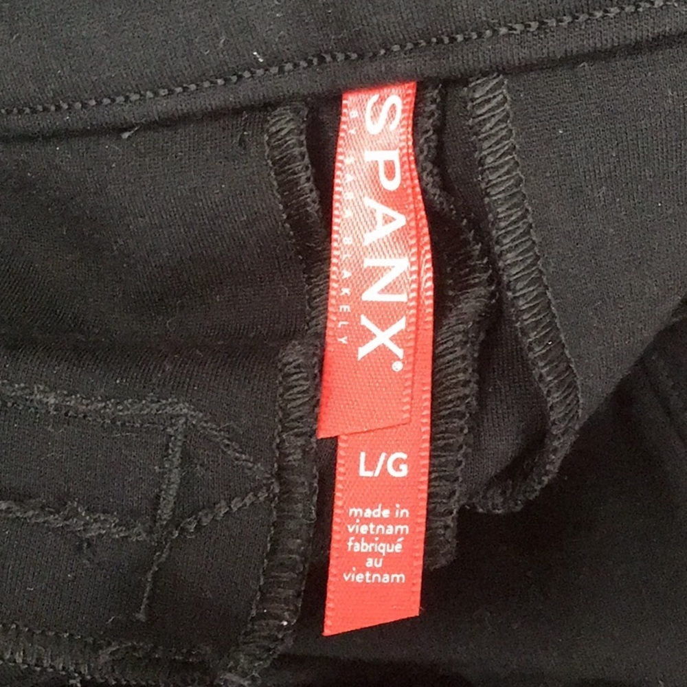 SPANX The Perfect Pant, Ankle Backseam Skinny in Large - regular length. - Picture 8 of 11